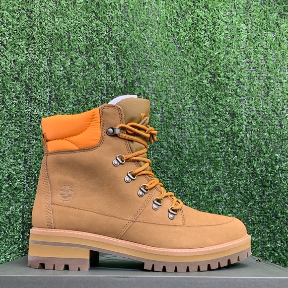 🆕 TIMBERLAND COURMAYEUR VALLEY NUBUCK WP WOMENS BOOT - Picture 2 of 10